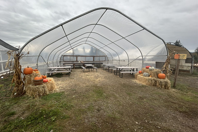 hoophouse-decorated-event-venue Hoophouse decorated event venue in Portland Oregon at Plumper Farms